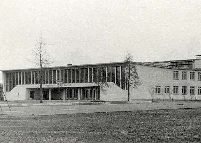 Нижний Тагил, Выя, Рабочий клуб Высокогорского механического завода (фото 1967 г.)