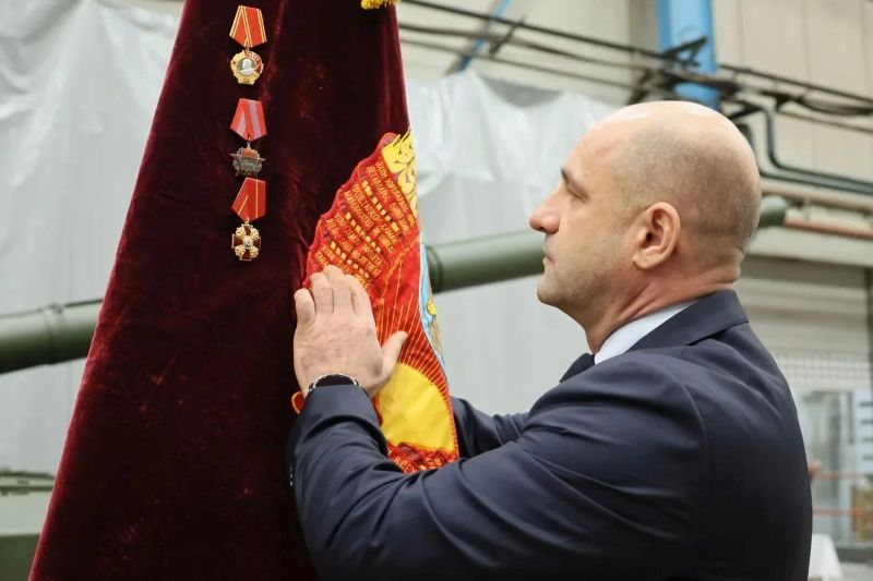 Уралвагонзавод. Создатели танков получили Орден Александра Невского