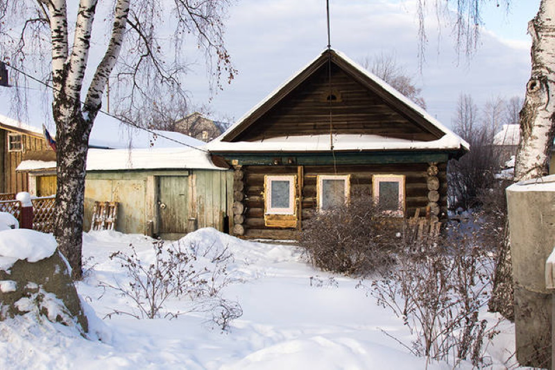 Дом семьи Кедун по ул. Штурмовой, г. Нижний Тагил. Фото сделано 4.01.2014