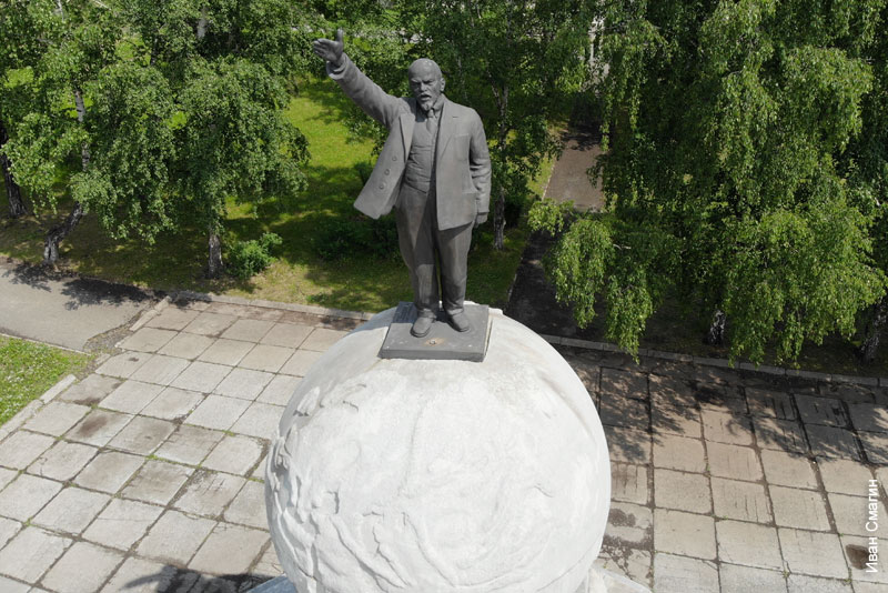 Нижний Тагил. Памятник В.И. Ленину. Вид сверху. Фотоархив Иван Смагин.