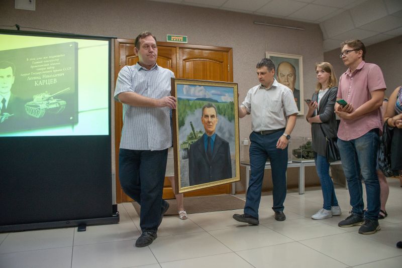 На Уралвагонзаводе отмечают знаменательную дату. 21 июля исполнилось 100 лет со дня рождения главного конструктора Леонида Карцева.