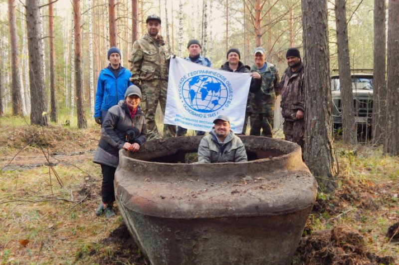 Участники операции по вывозу танковой башни. Фото Ольга Сергеева