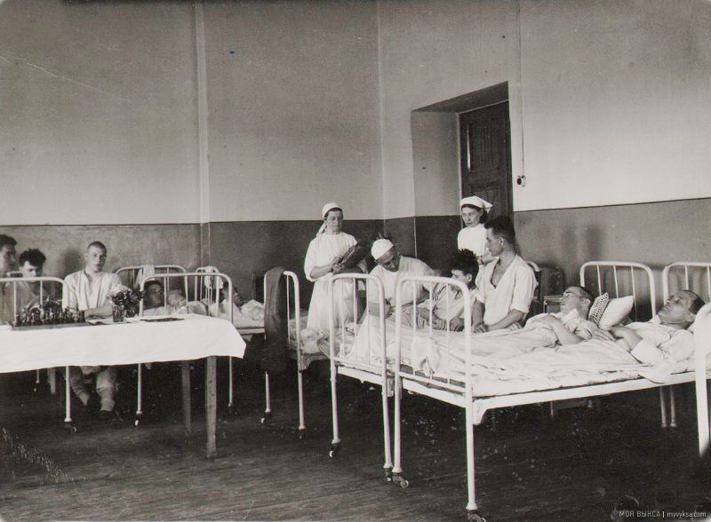 В госпитале №2551. Фото музея школы № 18.